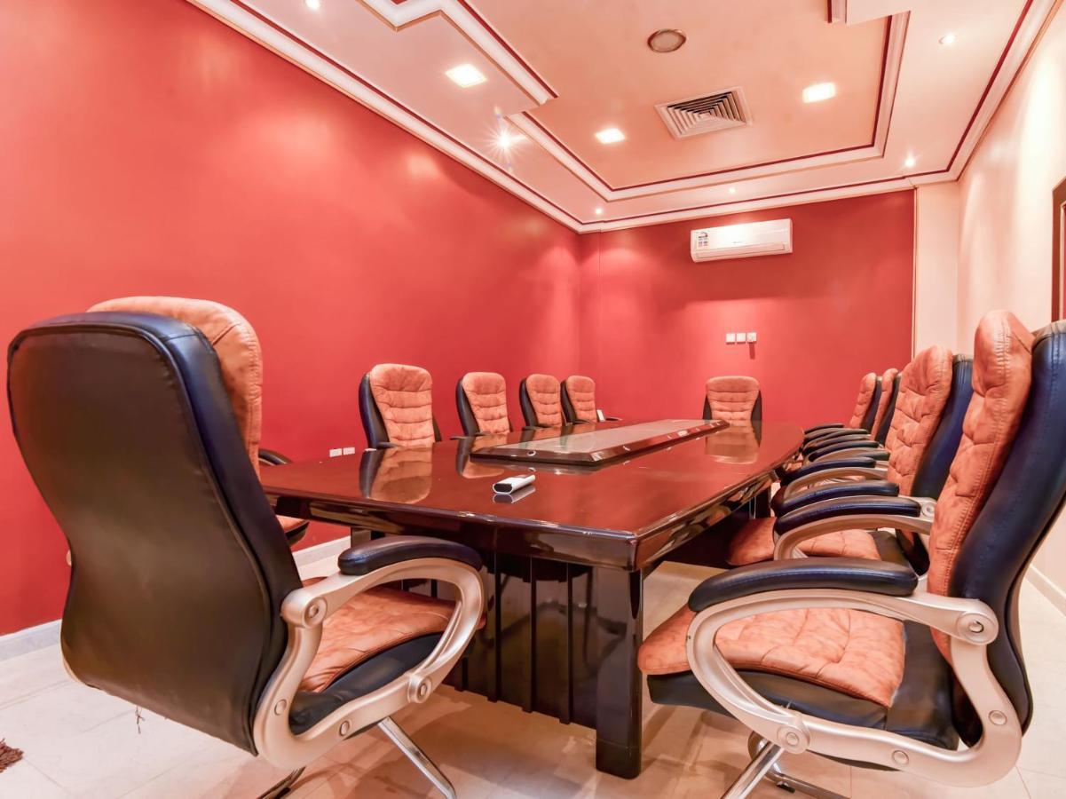 Al Mansour Grand Hotel Hafar Al-Batin Bagian luar foto