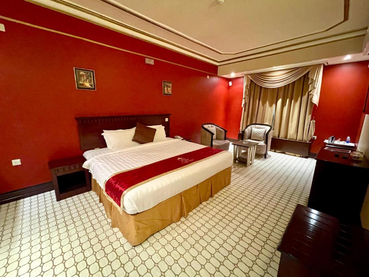 Al Mansour Grand Hotel Hafar Al-Batin Bagian luar foto