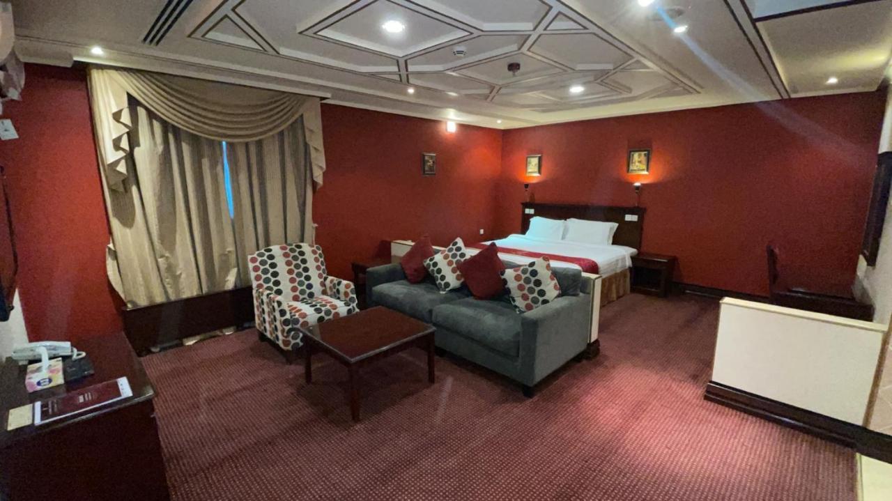 Al Mansour Grand Hotel Hafar Al-Batin Bagian luar foto